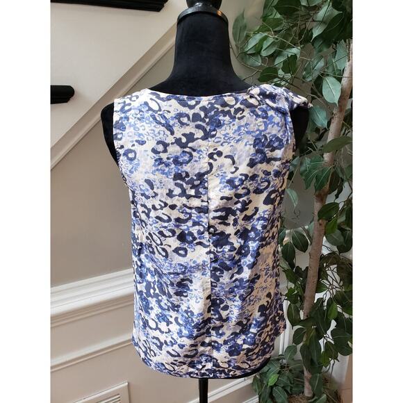 CAbi Blouse Top Womens XS White Animal Print Cascade Ruffle Sleeveless Pullover - Picture 4 of 12